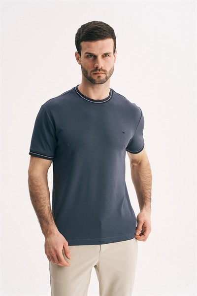 Erkek Bisiklet Yaka Tişört - Yaka ve Kol Çizgi Detay Slim Fit Premium T-shirt