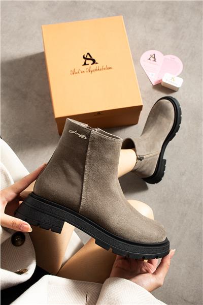 Kadın Bot & Bootie Süet Bej Orta Topuklu Casual/Günlük Soğuk Havaya Dayanıklı