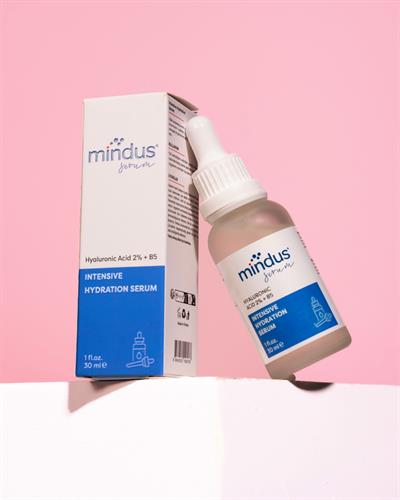 Yoğun Nemlendirme ve Dolgunlaştırıcı Etkili Yenileyici Cilt Bakım Serumu (Hyaluronic Acid 2% + B5)