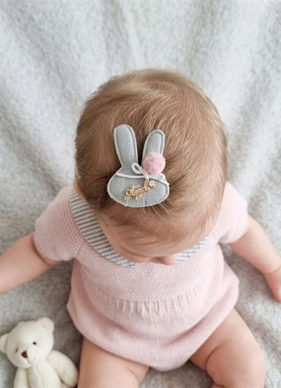 Bebekler İçin Fiyonk Ponpon Angel Detaylı  Çağla Yeşil Tavşan Figürlü Saçsız Bebek Tokası