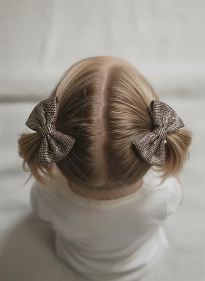 Sevimli Toprak Tonlarında Parıltılı Kumaş 2li Bebek Tokası El Yapımı