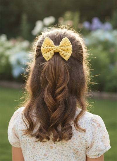 Kadın Sarı Renkli Dantel Örgü Fiyonk Toka El Yapımı