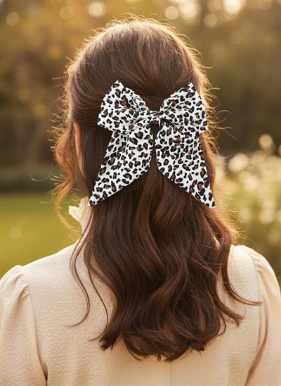 Vahşi Zarafet Leopar Benekli Pamuklu Kumaş Hacimli ve Dökümlü Tokası El Yapımı