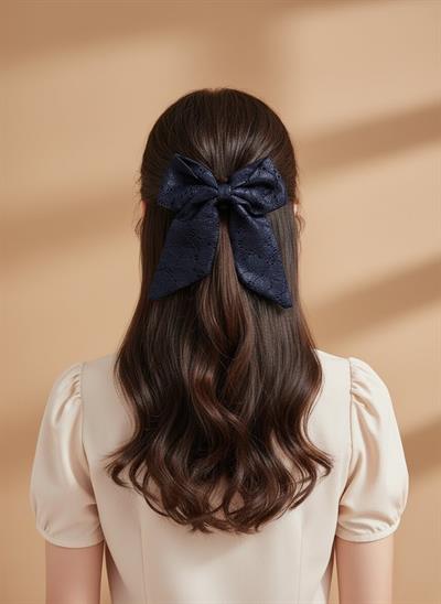 Kadın Lacivert Desenli Deri Görünümlü Otomatik Mekanizmalı Fiyonk Toka El Yapımı