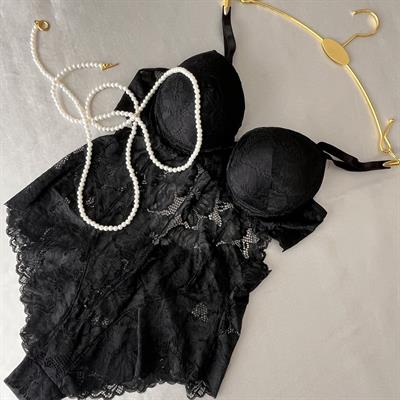 Balenli Destekli Dantel Detaylı Siyah Bodysuit