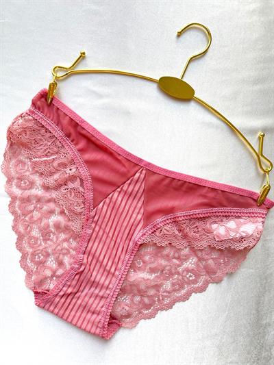 Dantelli Pembe Külot