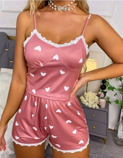 Likralı Şortlu Kalpli Dantel Kenarlı Pembe Pijama Takımı