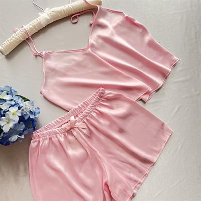 Saten Askılı Şortlu Pembe Pijama Takımı