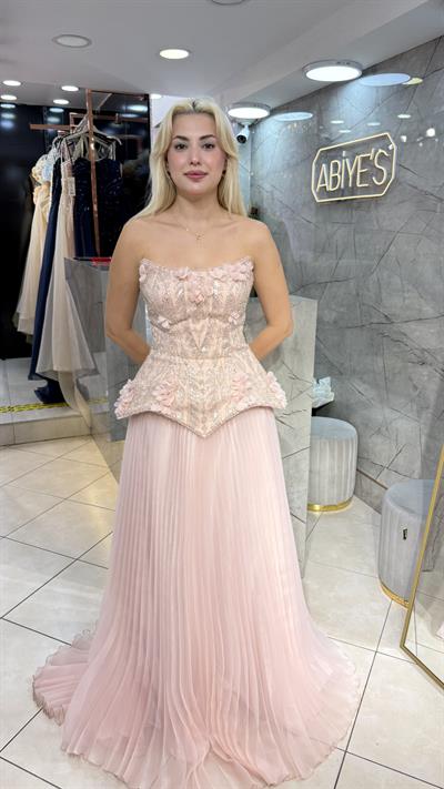 ETEĞİ PİLELİ İKİ PARÇA ELBİSE