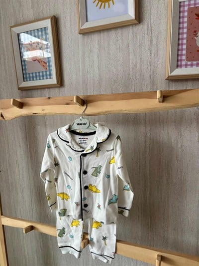 Dinazorlu Pijama Takımı Yaş