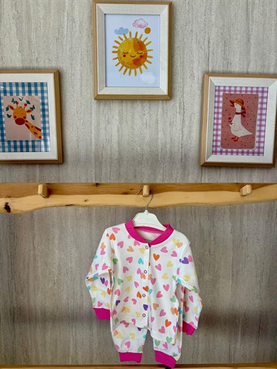 Renkli Kalpler Pijama Takımı