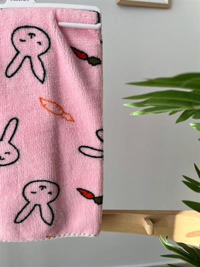 Tavşanlı Peluş Battaniye Pembe