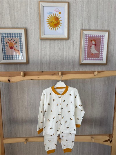 Yaprak Desenli  Pijama Takımı