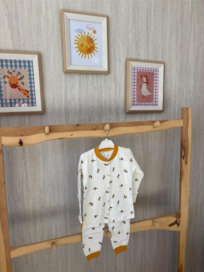 Yaprak Desenli  Pijama Takımı