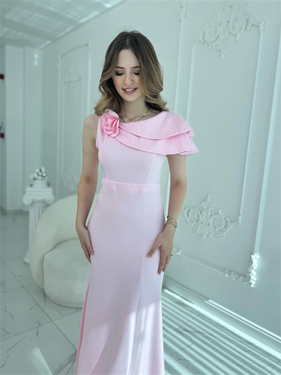 Asimetrik Volan Detaylı Pembe Tek Omuzlu Abiye Elbise
