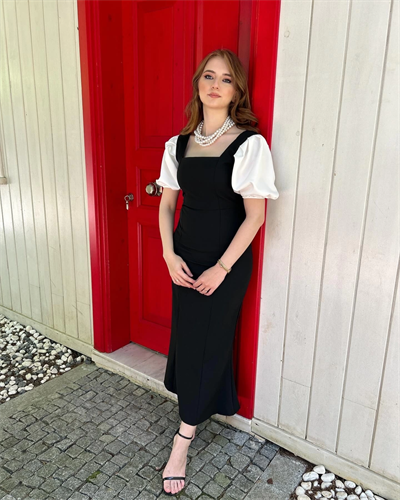 Balon Kol Kare Yaka Siyah Elbise