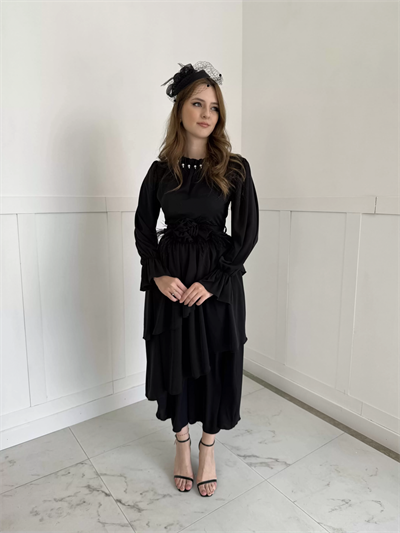 Bel Gül Kemer Detaylı Kat Kat Maxi Boy Elbise