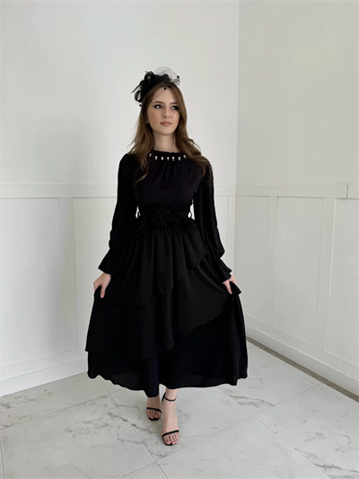 Bel Gül Kemer Detaylı Kat Kat Maxi Boy Elbise