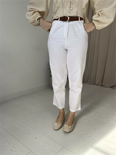 Beyaz kemerli keten pantolon