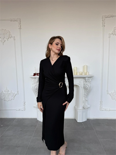 Çapraz Drape Detaylı Gold Tokalı Meloni Kumaş Siyah Elbise