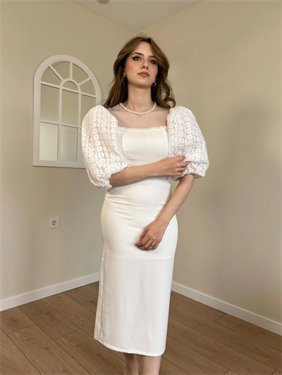 Diana Beyaz Tül ve İnci Detaylı Elbise