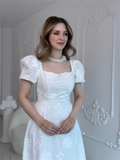 Kare Yaka Balon Kol Brode Elbise - Ekru