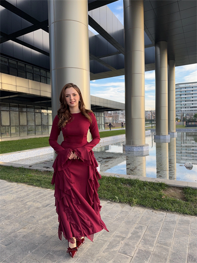 Fırfır Detay Bordo Elbise
