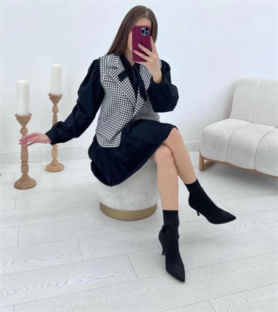 Fular Yaka Yelekli Takım - Siyah