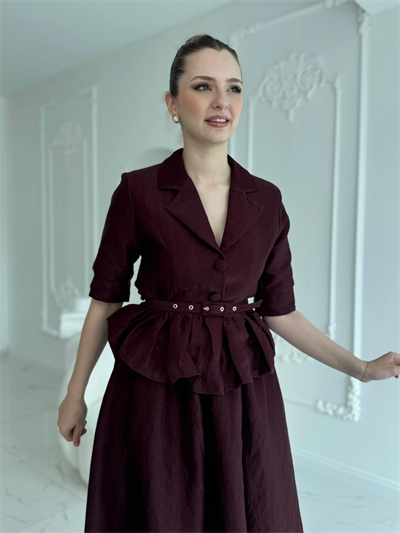 İnce Kemerli Fırfırlı Ceket ve Etek Bordo Takım
