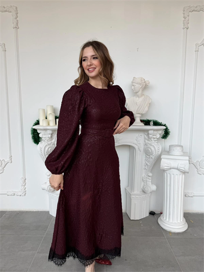 Işıltılı Özel Kumaş Kemerli Etek Ucu Dantelli Mürdüm Elbise