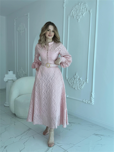 Jakarlı Kemer Detaylı Tam Boy Pembe Elbise