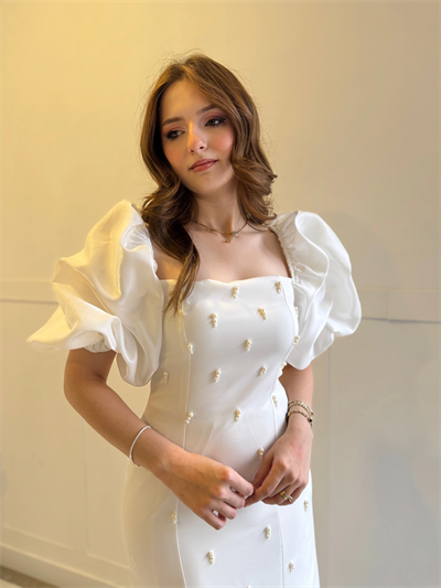 Kare Yaka Maxi Boy Taş Detaylı PERA Beyaz Elbise