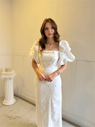 Kare Yaka Maxi Boy Taş Detaylı PERA Beyaz Elbise