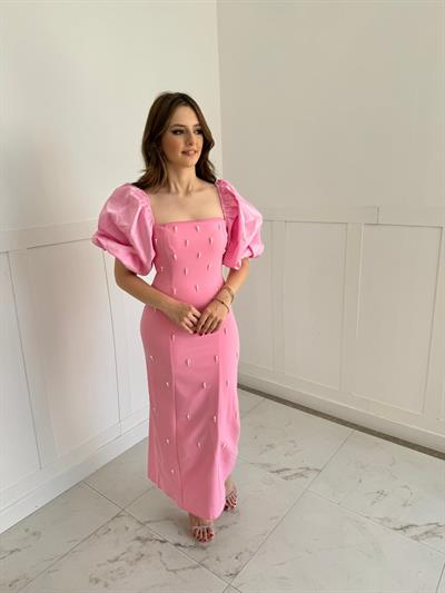 Kare Yaka Maxi Boy Taş Detaylı PERA Pembe Elbise