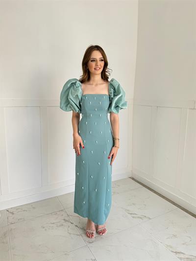 Kare Yaka Maxi Boy Taş Detaylı PERA Yeşil Elbise