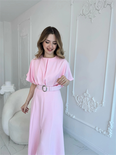 Kemer Detaylı Yırtmaçlı Pliseli Maxi Boy Pembe Elbise