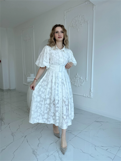 Kemerli Balon Kol Jakarlı Ekru Elbise