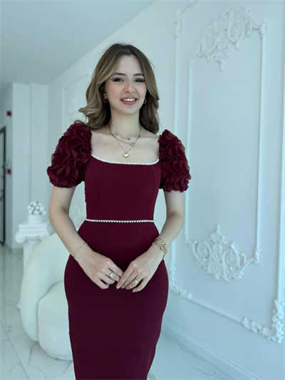 Kol Detaylı Bordo Midi Boy Elbise