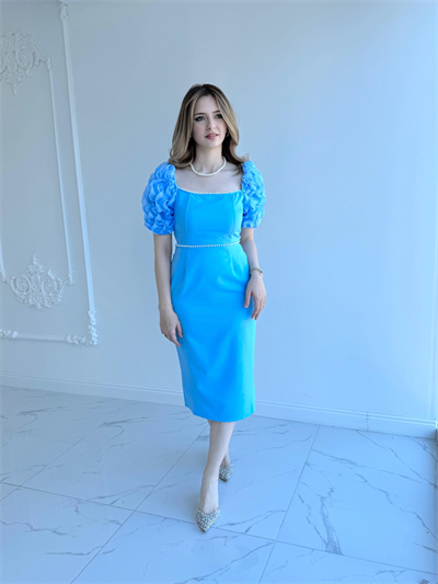Kol Detaylı Mavi Midi Boy Elbise