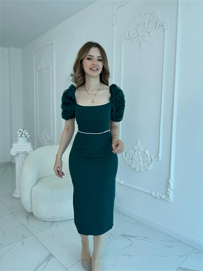 Kol Detaylı Zümrüt Midi Boy Elbise