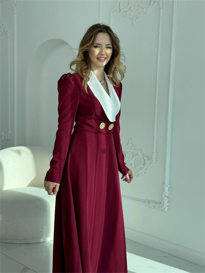 Kontrast Yaka ve Düğme Detaylı Bordo Elbise