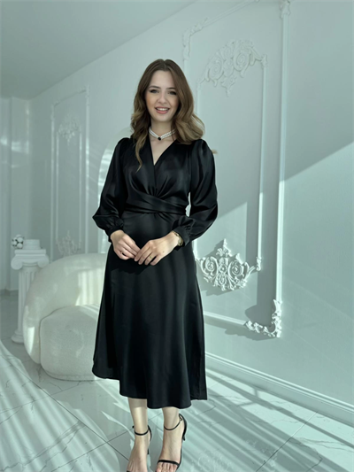 Kuşaklı, Dökümlü ve Şık Tensel Saten Siyah Elbise