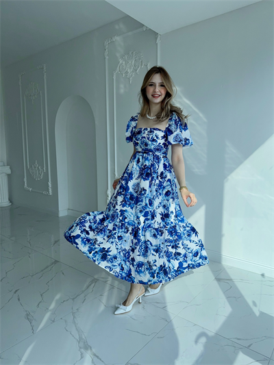 Mavi Beyaz Çiçekli Kare Yaka Elbise