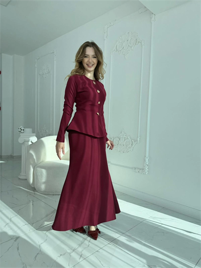 Metal Düğme Detaylı Atlas Kumaş Bordo Takım