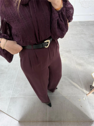 Mürdüm Çift Pileli Kemerli Kumaş Pantolon