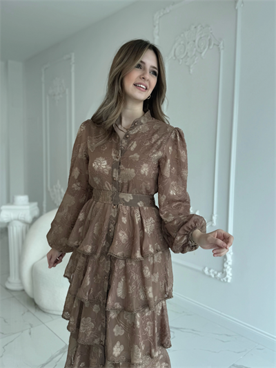 Nakış İşlemeli Kat Kat Volanlı Kahve Elbise