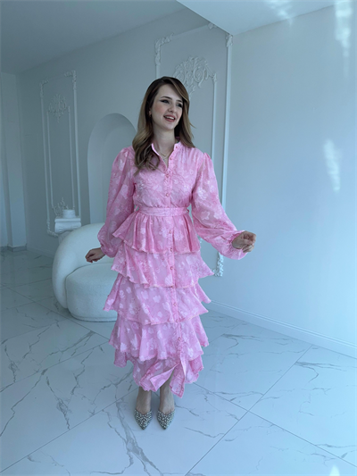 Nakış İşlemeli Kat Kat Volanlı Pembe Elbise