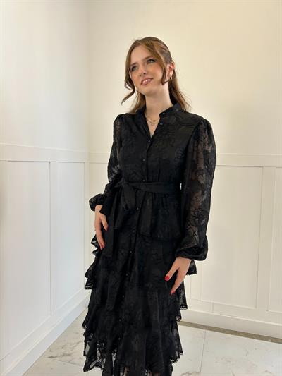 Nakış İşlemeli Siyah Kat Kat Volanlı Elbise