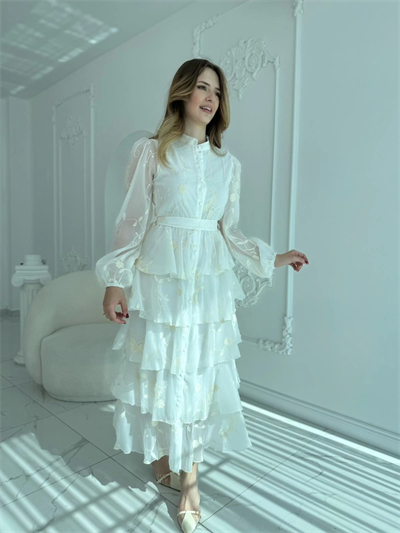 Nakışlı Karolin Kumaş Volanlı Kat Kat Ekru Kuşaklı Elbise