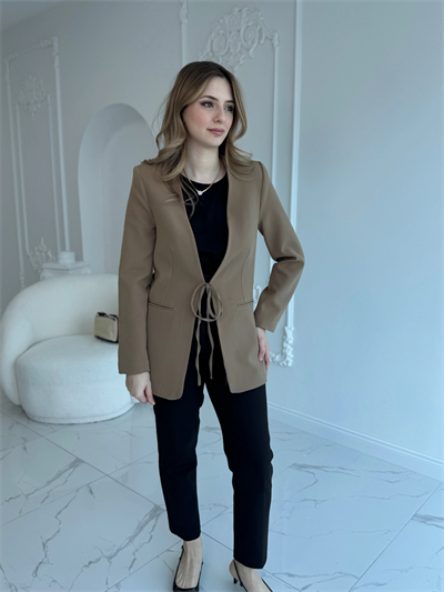 Önden bağlamalı yağ yeşili ceket